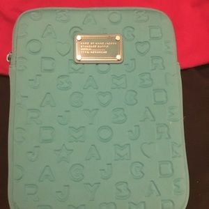 Marc Jacobs 10-12in iPad/Tablet cover